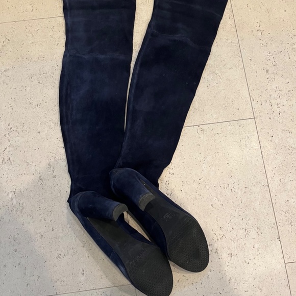 Over the knee Stuart Weitzman Heels - Picture 3 of 3